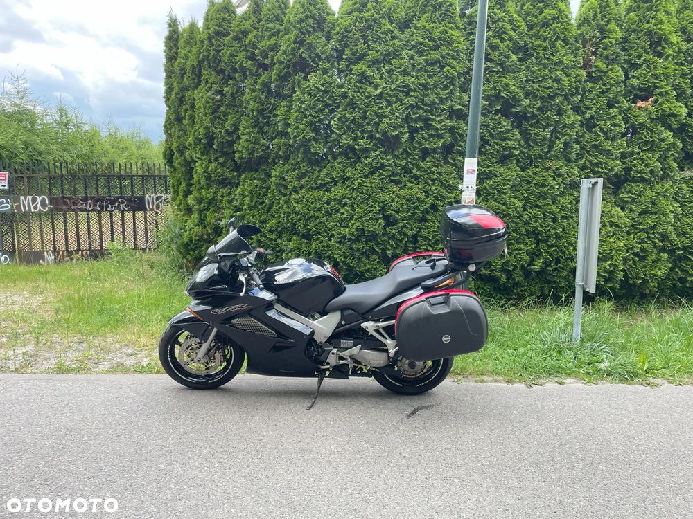 Honda VFR - 11