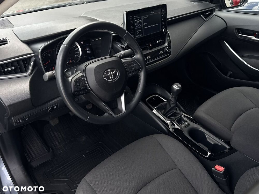 Toyota Corolla - 11