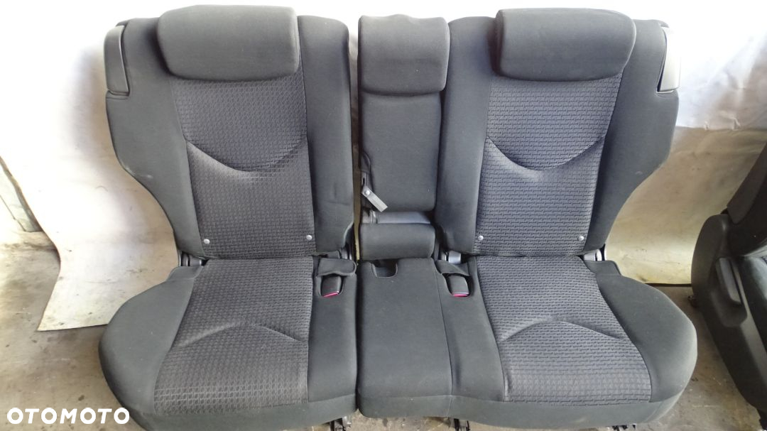 FOTELE KOMPLET TOYOTA RAV4 III 2.2D-CAT - 4
