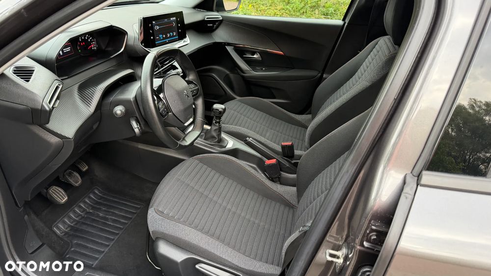 Peugeot 2008 1.2 PureTech Active Pack S&S - 25