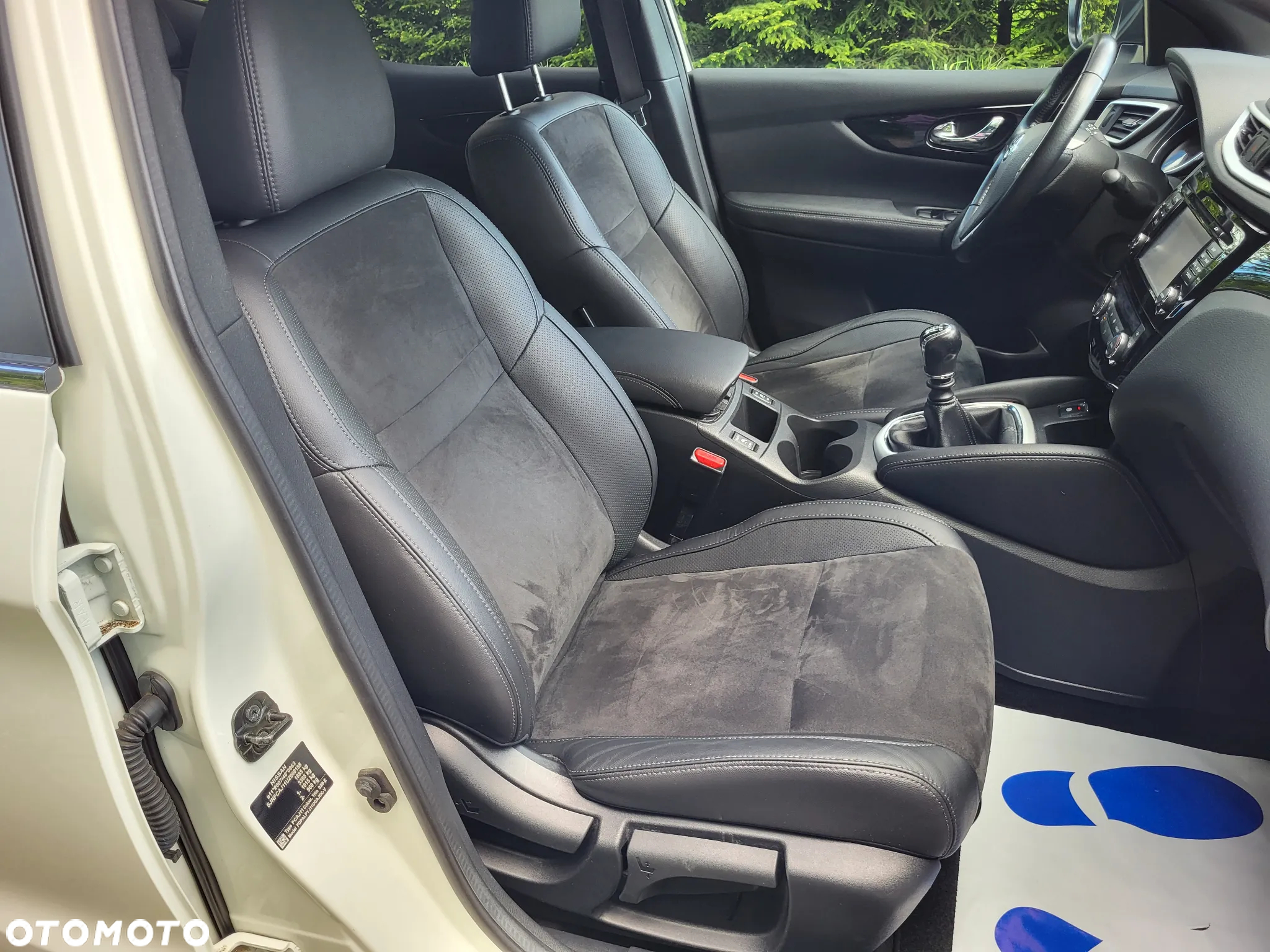 Nissan Qashqai 1.6 DIG-T N-Vision - 15