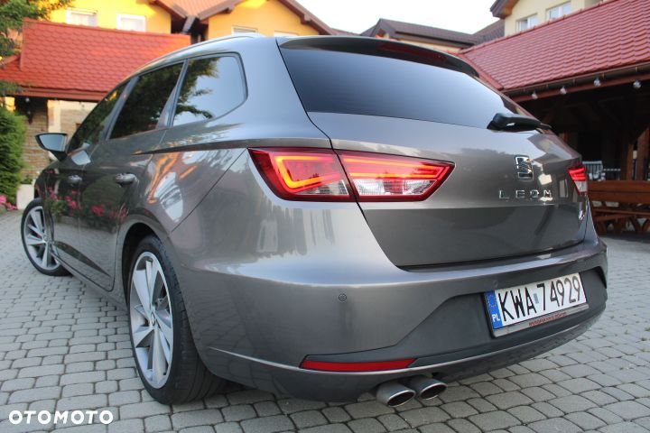Seat Leon 2.0 TDI DPF Ecomotive FR - 39