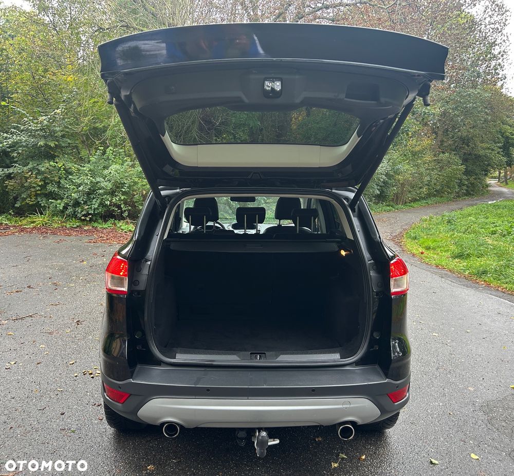 Ford Kuga 2.0 TDCi 2x4 Titanium - 10