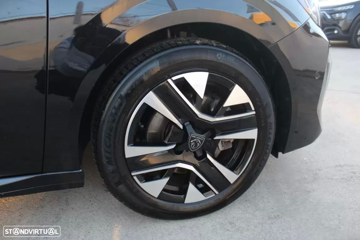 Peugeot 208 1.2 PureTech Allure Pack - 28
