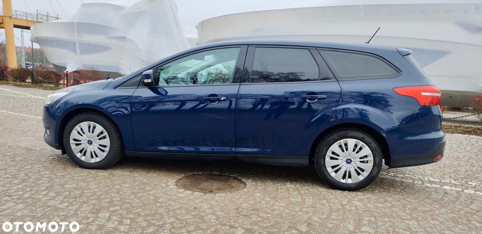 Ford Focus 1.5 TDCi SYNC Edition - 11
