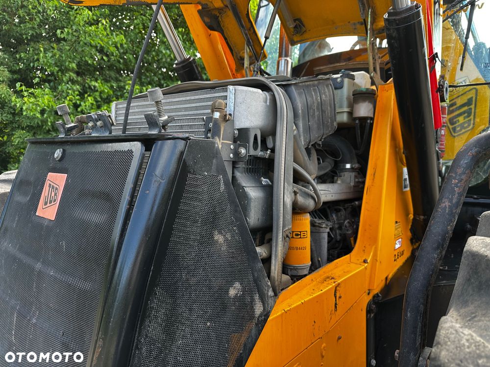 JCB 4cx - 32