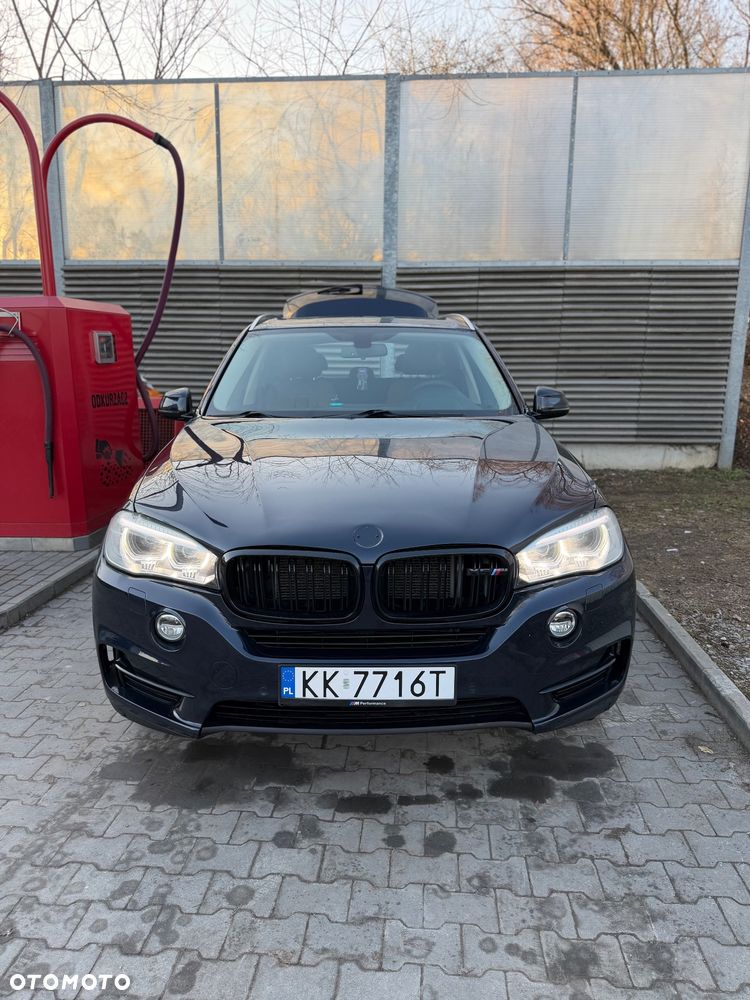 BMW X5 xDrive35i - 1