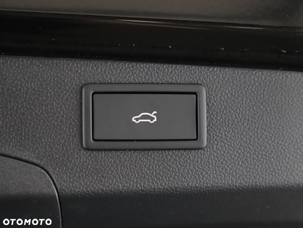 Volkswagen Passat - 27