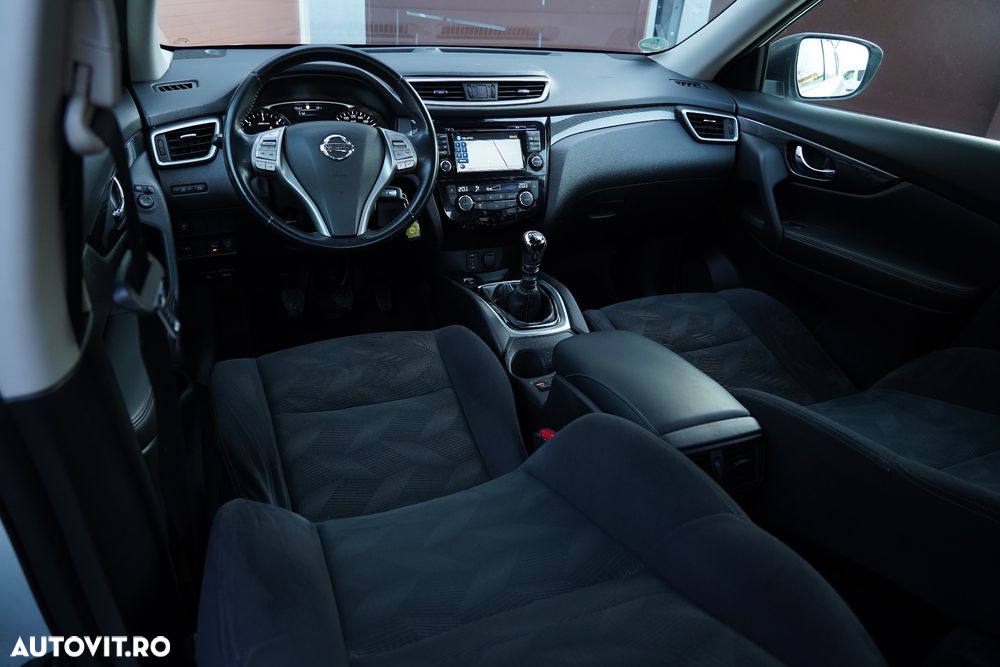 Nissan X-Trail 1.6 dCi ALL-MODE 4x4i N-Connecta - 9