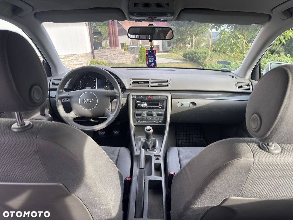 Audi A4 Avant - 6