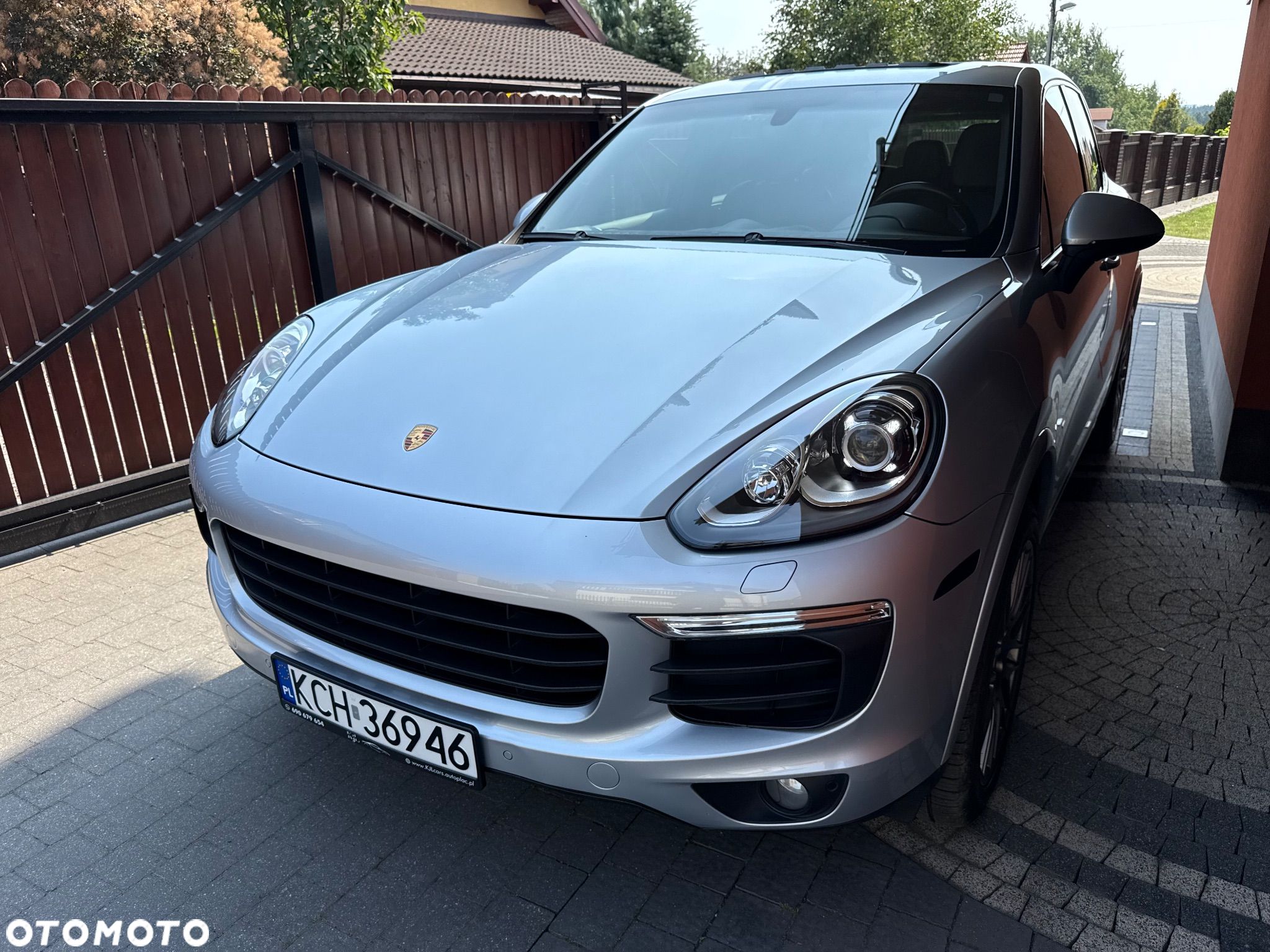 Porsche Cayenne Platinum Edition - 1