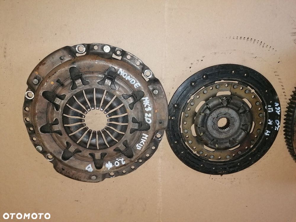 SPRZEGLO DWUMASA TARCZA DOCISK MONDO MK3 2.0 16V - 3