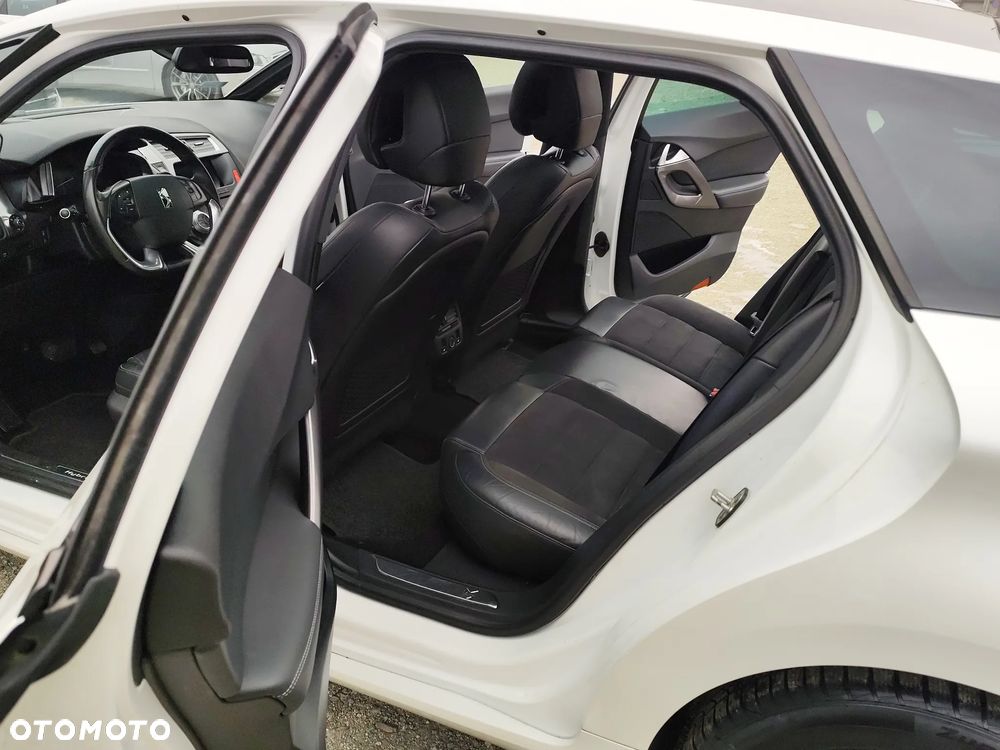 Citroën DS5 2.0 HDi Hybrid4 SoChic MCP - 17