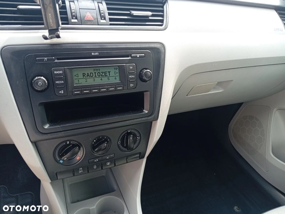 Skoda RAPID 1.6 TDI DPF Elegance - 15