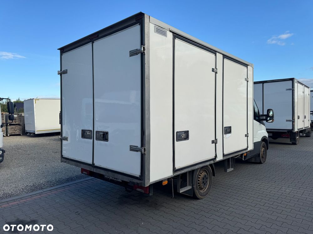 Iveco DAILY 35S14,35S15,35S16,35S17, IZOTERMA 7 Euro palet KILKA SZTUK - 9