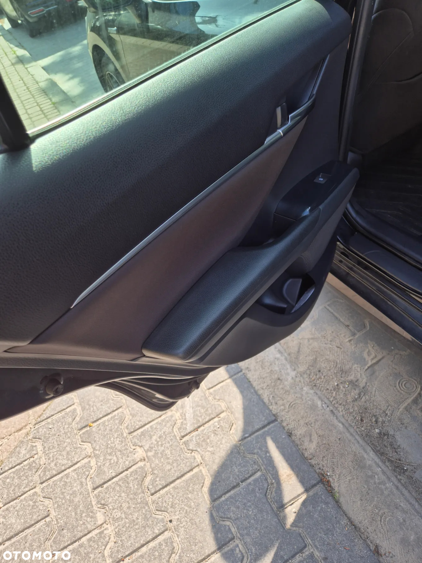 Toyota Camry - 20