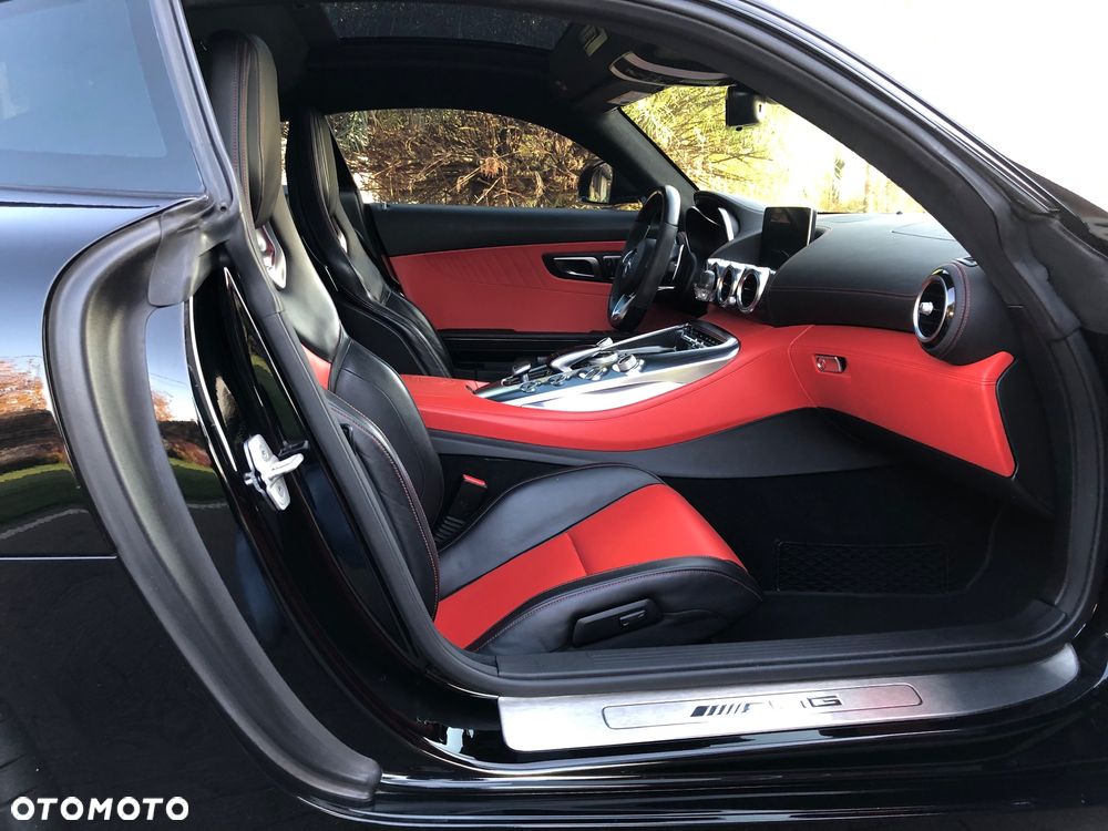 Mercedes-Benz AMG GT - 17