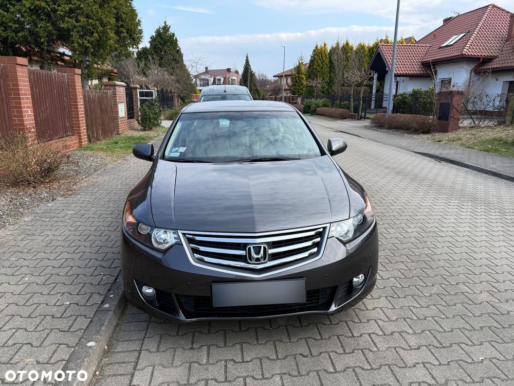 Honda Accord 2.0 Elegance - 1