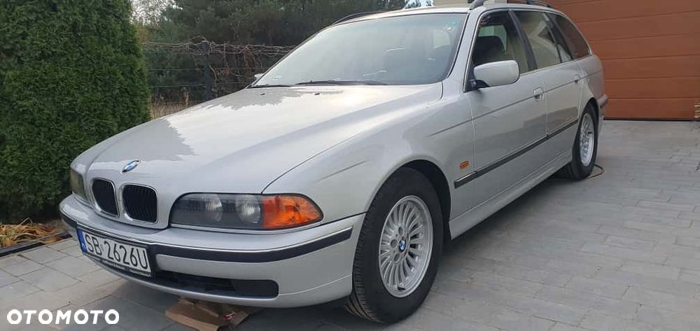 BMW Seria 5 - 1