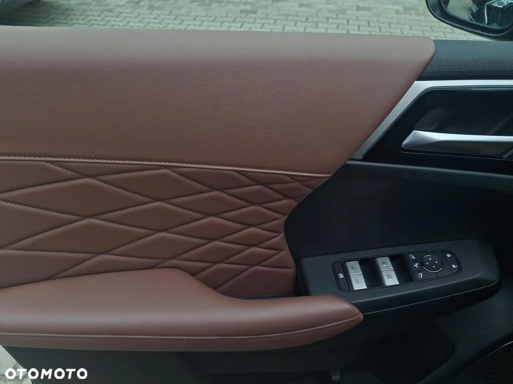 Mitsubishi Outlander PHEV Instyle Plus - 11