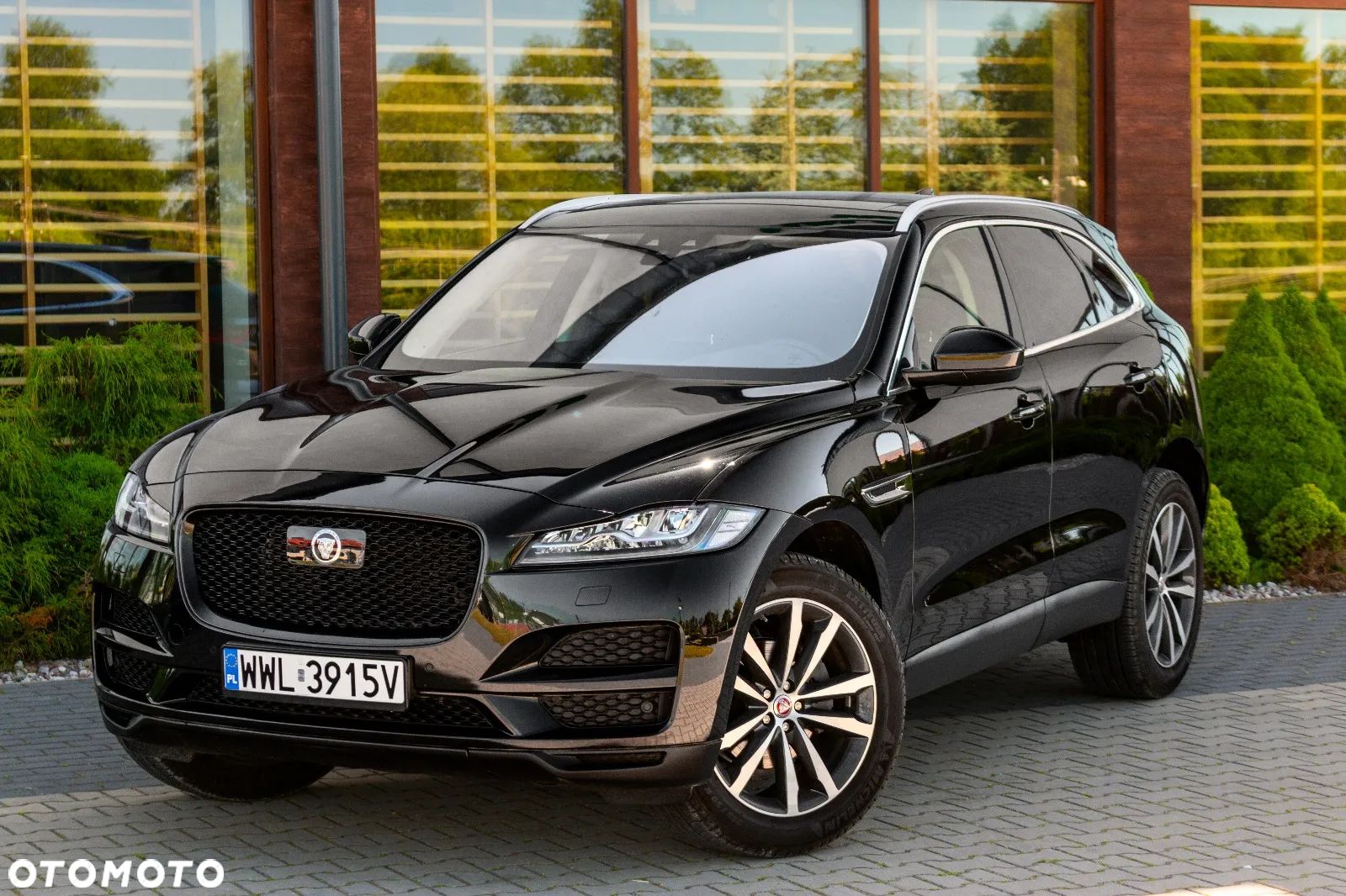 Jaguar F-Pace 2.0 i4P AWD Prestige - 1
