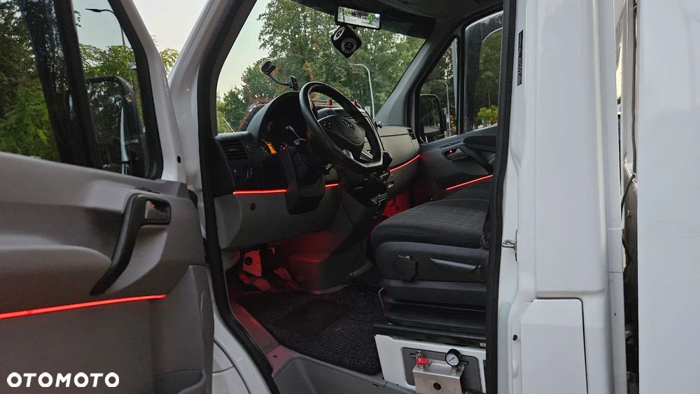 Mercedes-Benz Sprinter - 6