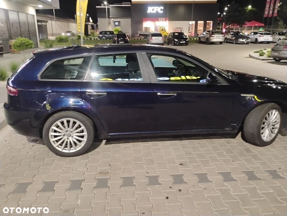 Alfa Romeo 159 1.9JTDM ti - 6