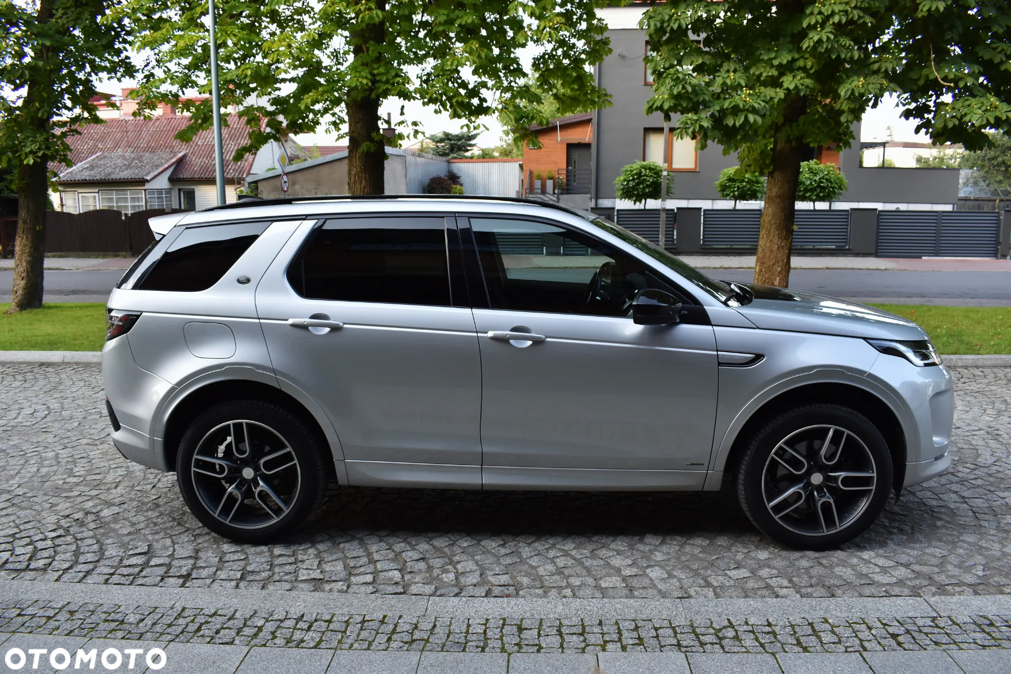 Land Rover Discovery Sport 2.0 D150 R-Dynamic S - 4