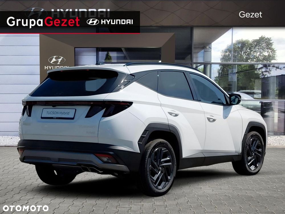Hyundai Tucson - 2