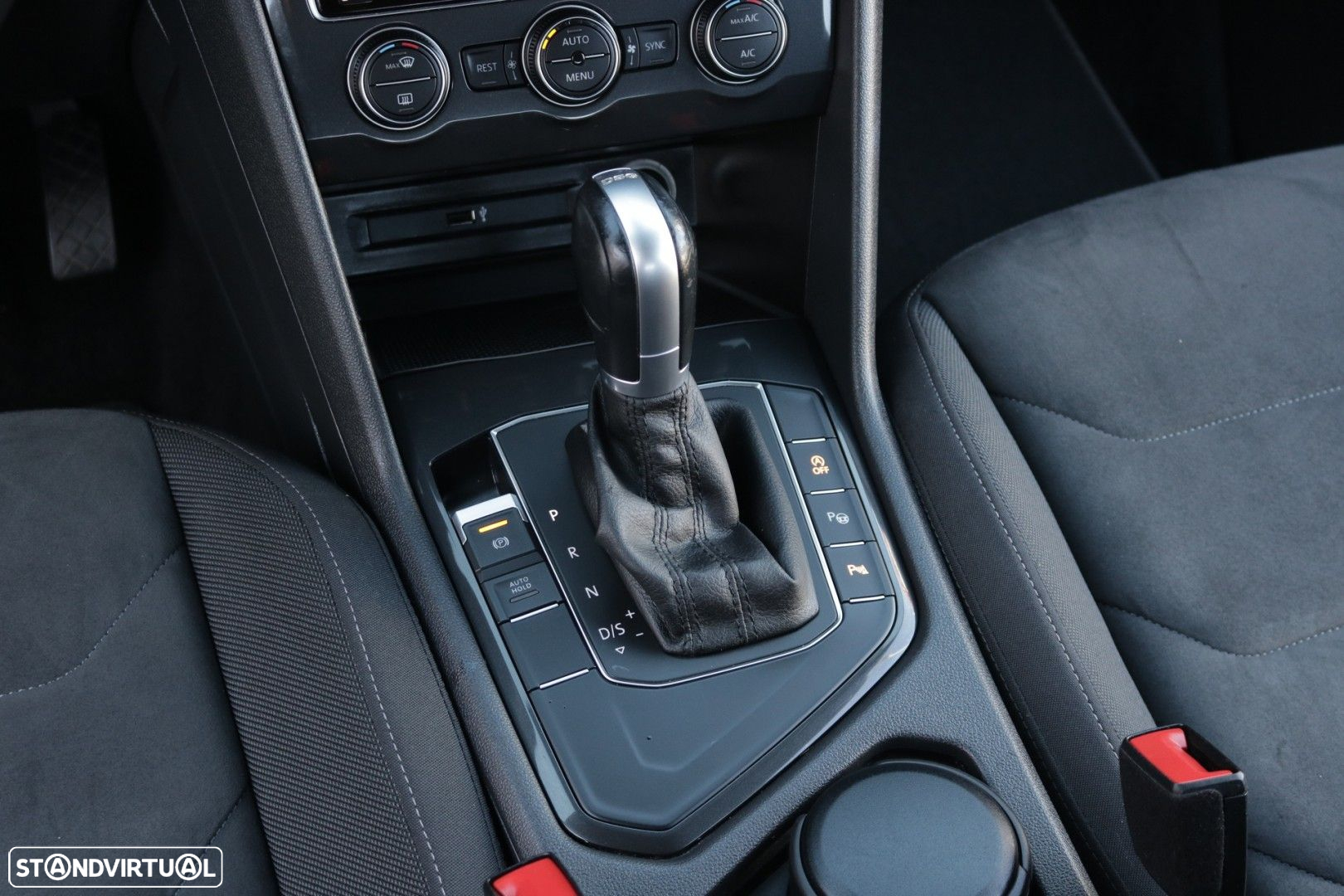VW Tiguan 2.0 TDI Highline DSG - 31