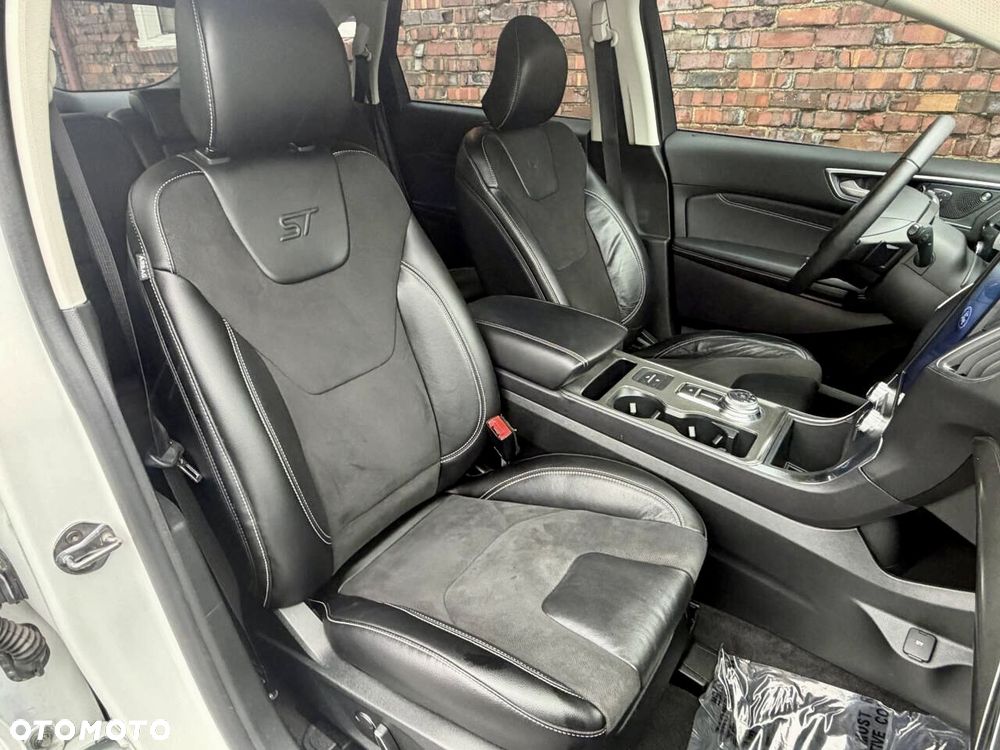 Ford Edge - 14
