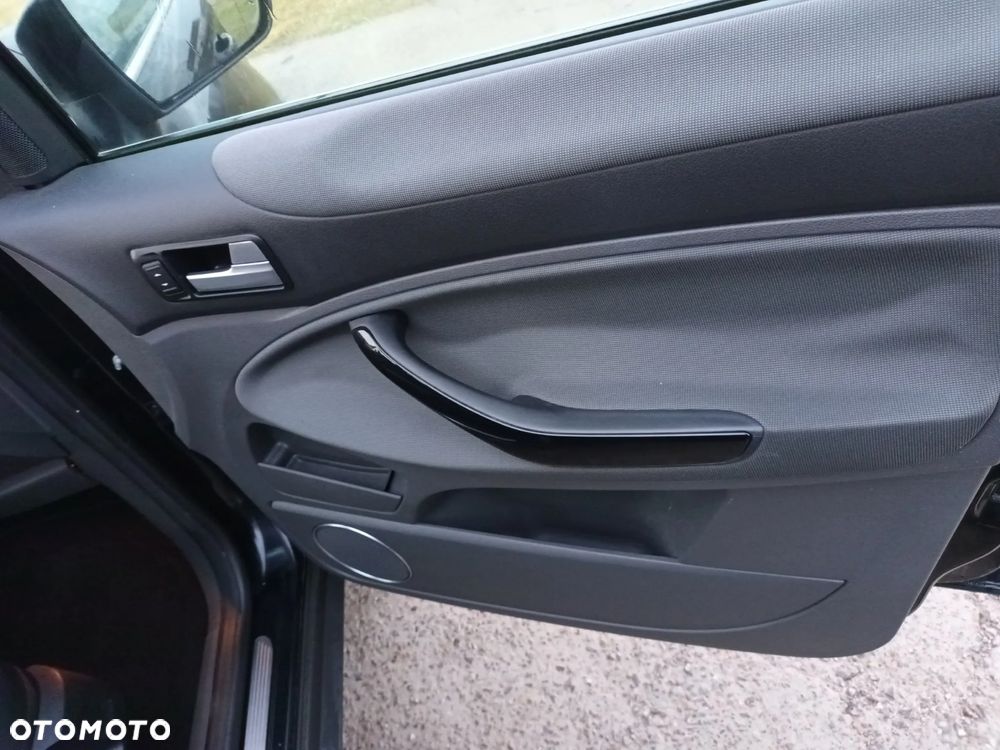 Ford Kuga 2.0 TDCi 4WD Titanium - 21