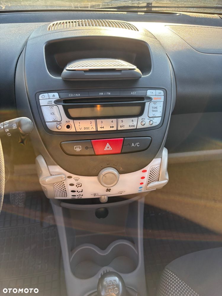 Toyota Aygo 1.0 VVT-i Luna A/C - 23