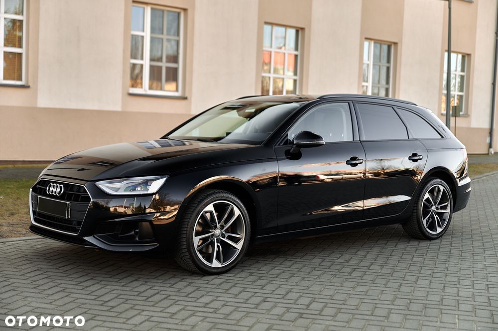 Audi A4 Avant - 10