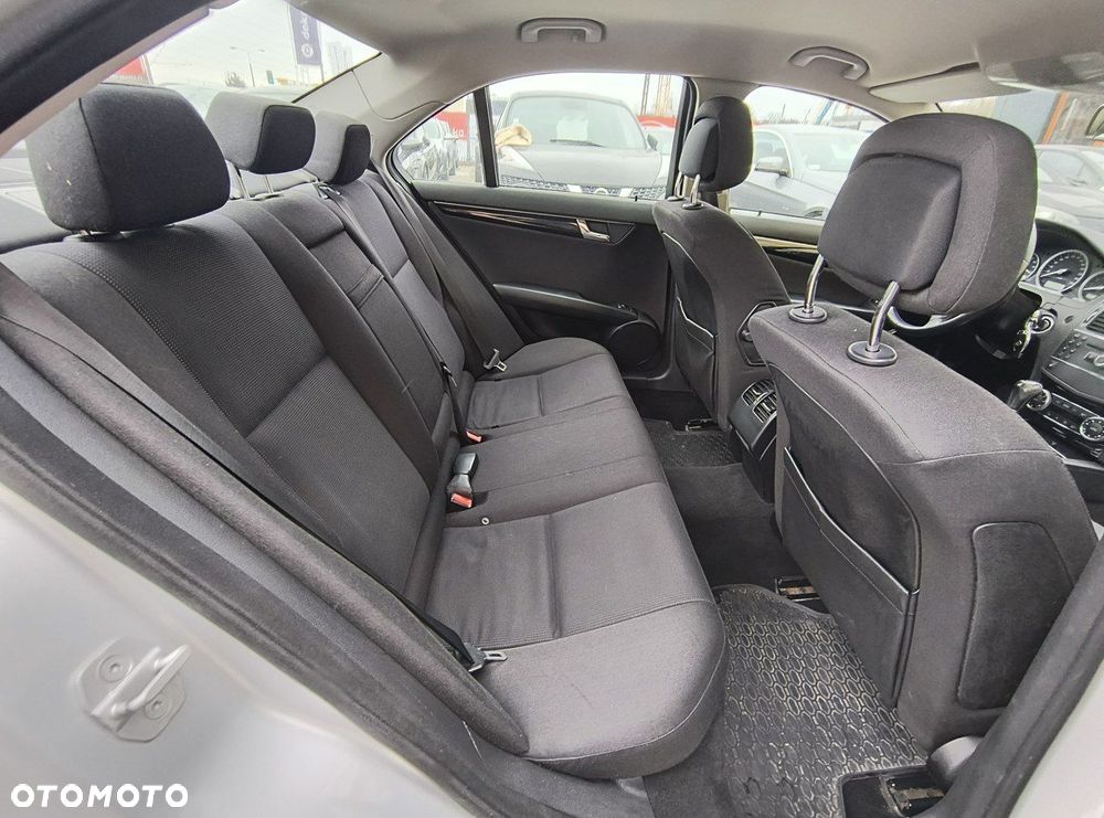 Mercedes-Benz Klasa C 180 Kompressor Elegance - 16