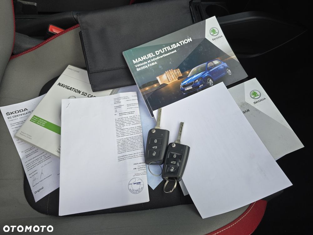 Skoda Fabia 1.0 TSI DSG Monte Carlo - 27