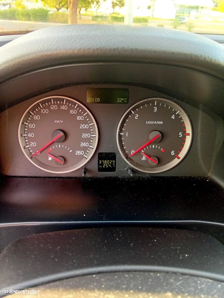 Volvo V50 2.0 D Nível 1 17 - 8