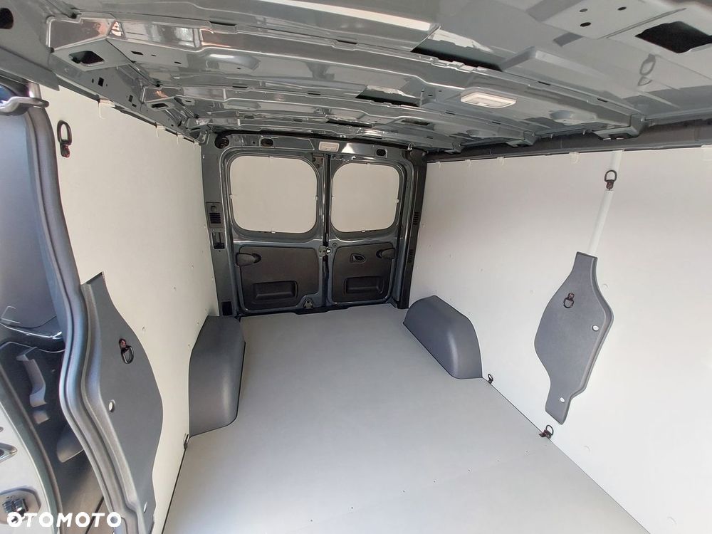 Nissan PRIMASTAR - 22