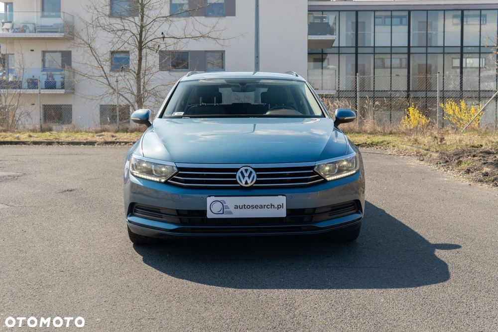 Volkswagen Passat - 3