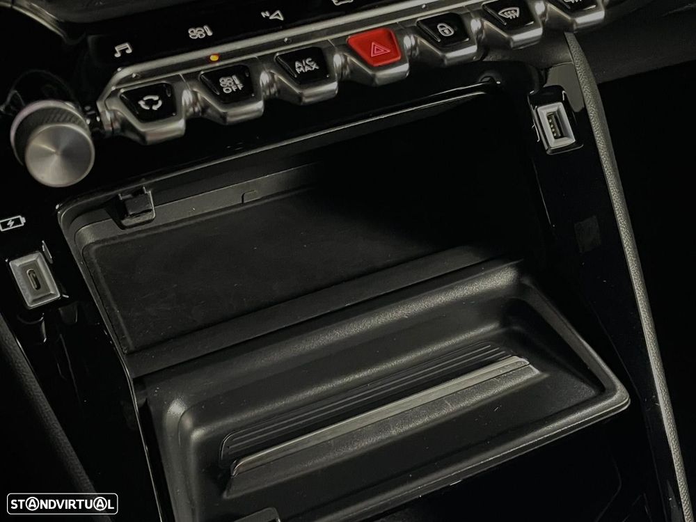 Peugeot 2008 1.2 PureTech GT Line EAT8 - 20