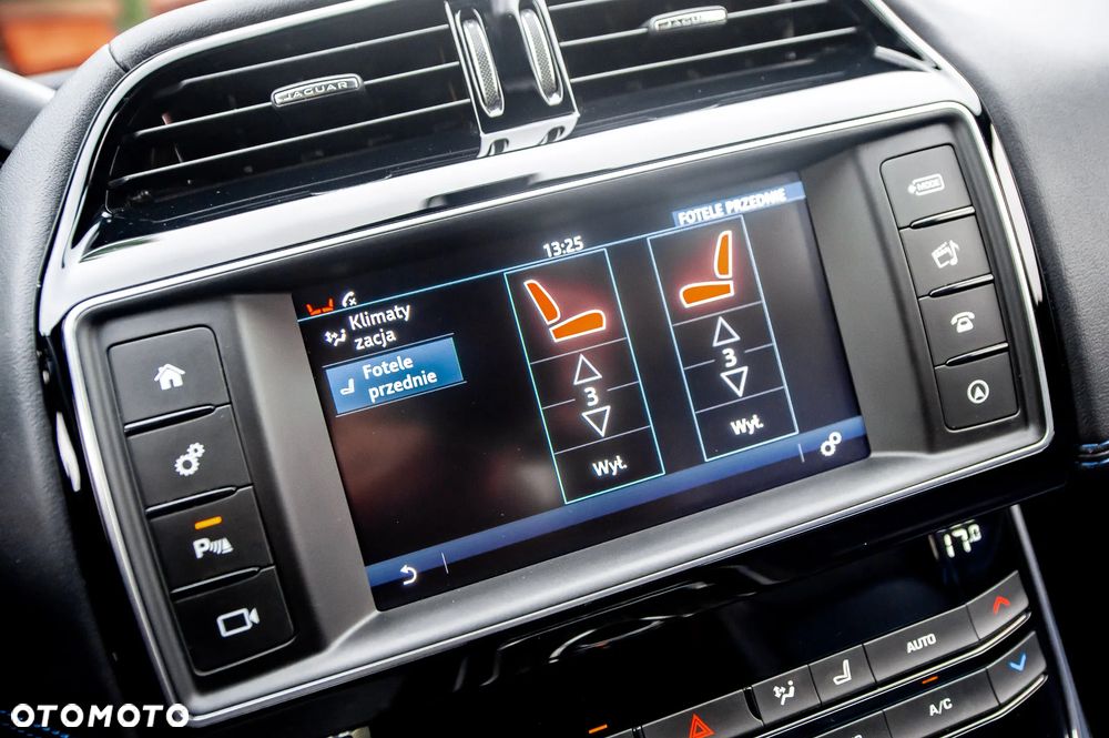 Jaguar XE 20d R-Sport Ingenium Edition - 36
