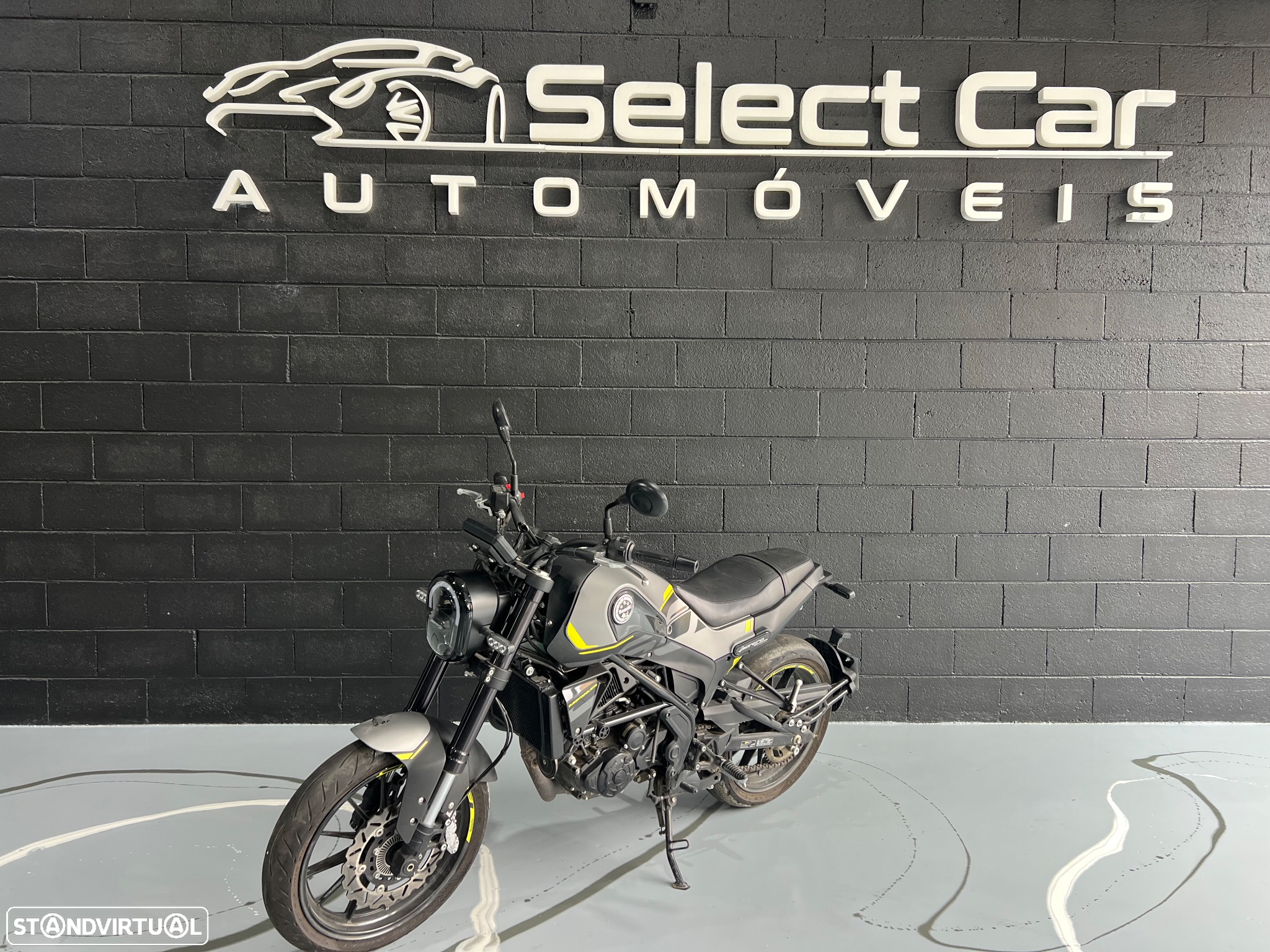 Benelli Leoncino LEONCINCO 250 - 3