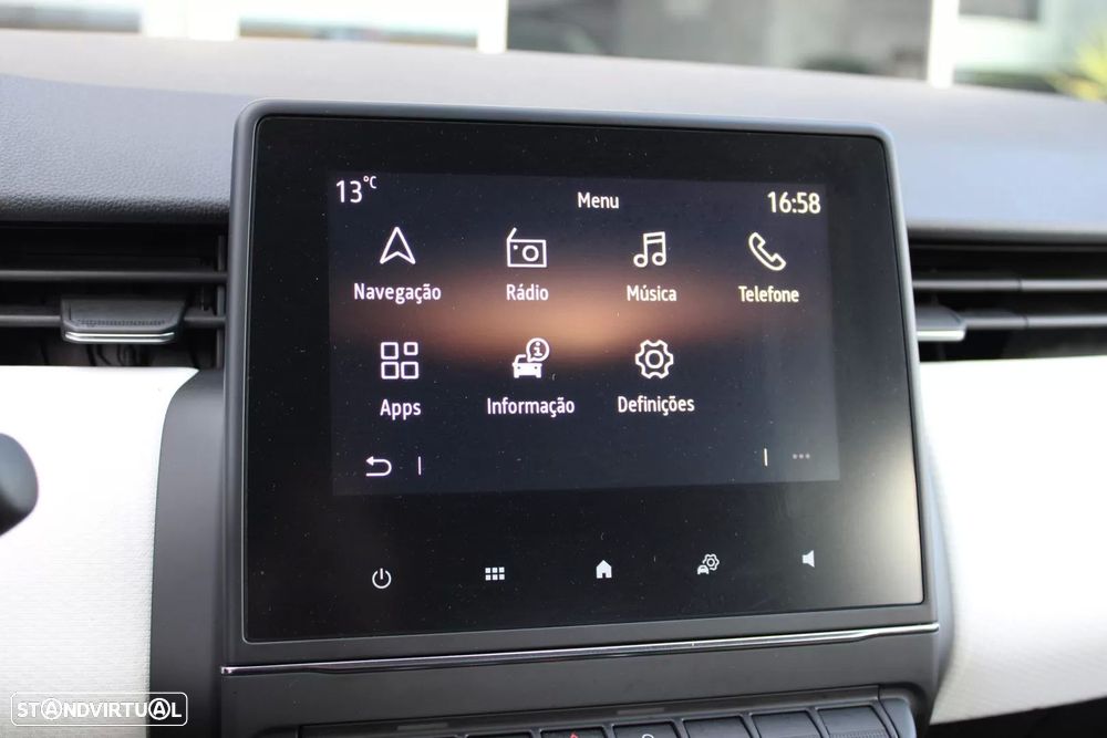 Renault Clio 1.0 TCe Evolution Bi-Fuel - 9