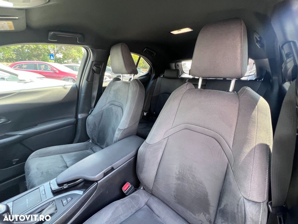 Lexus UX 250h 2.0L HEV 20H- (178 HP) 4X4 CVT Business - 8