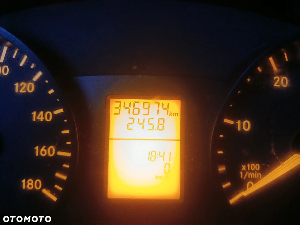 Mercedes-Benz Sprinter 318 - 19