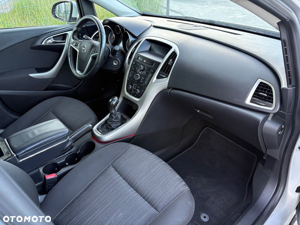Opel Astra 1.7 CDTI Cosmo - 7