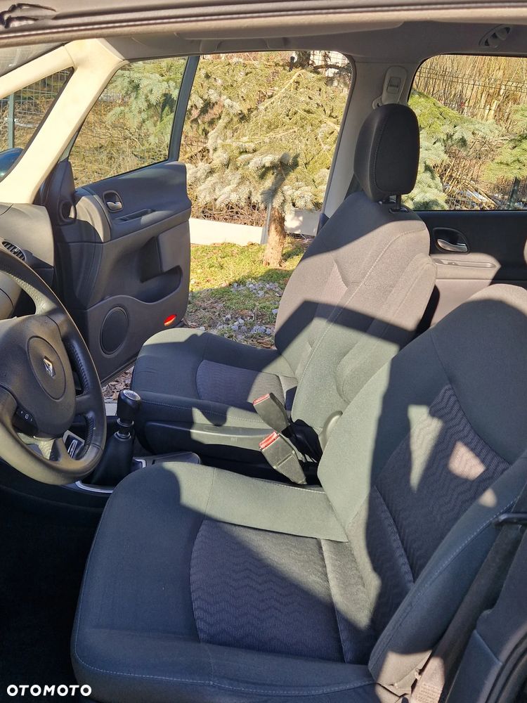 Renault Espace 2.0 Authentique - 19