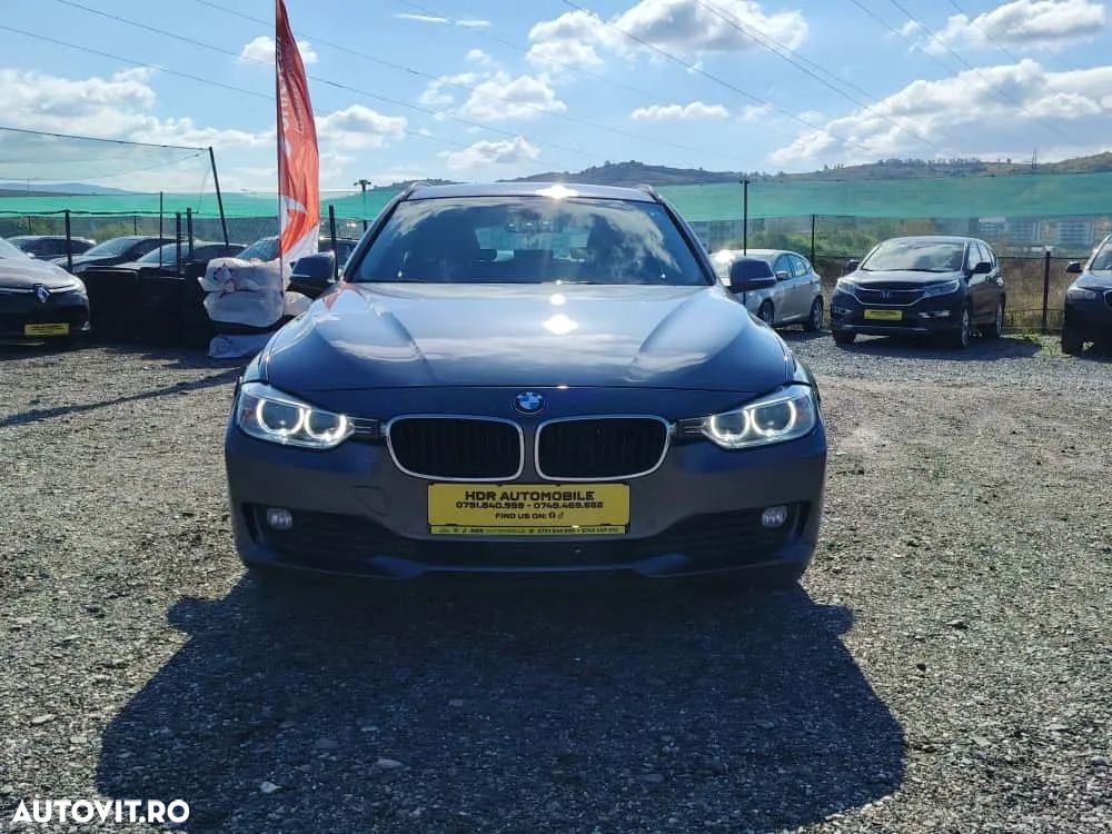 BMW Seria 3 318d Touring Aut. - 8