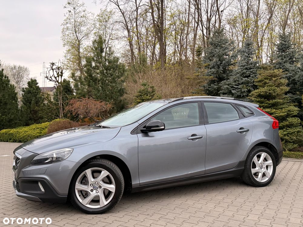 Volvo V40 Cross Country D2 Momentum - 18