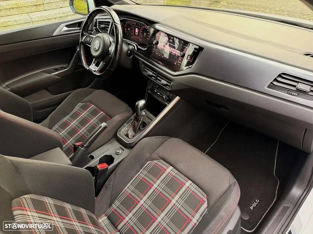 VW Polo - 13